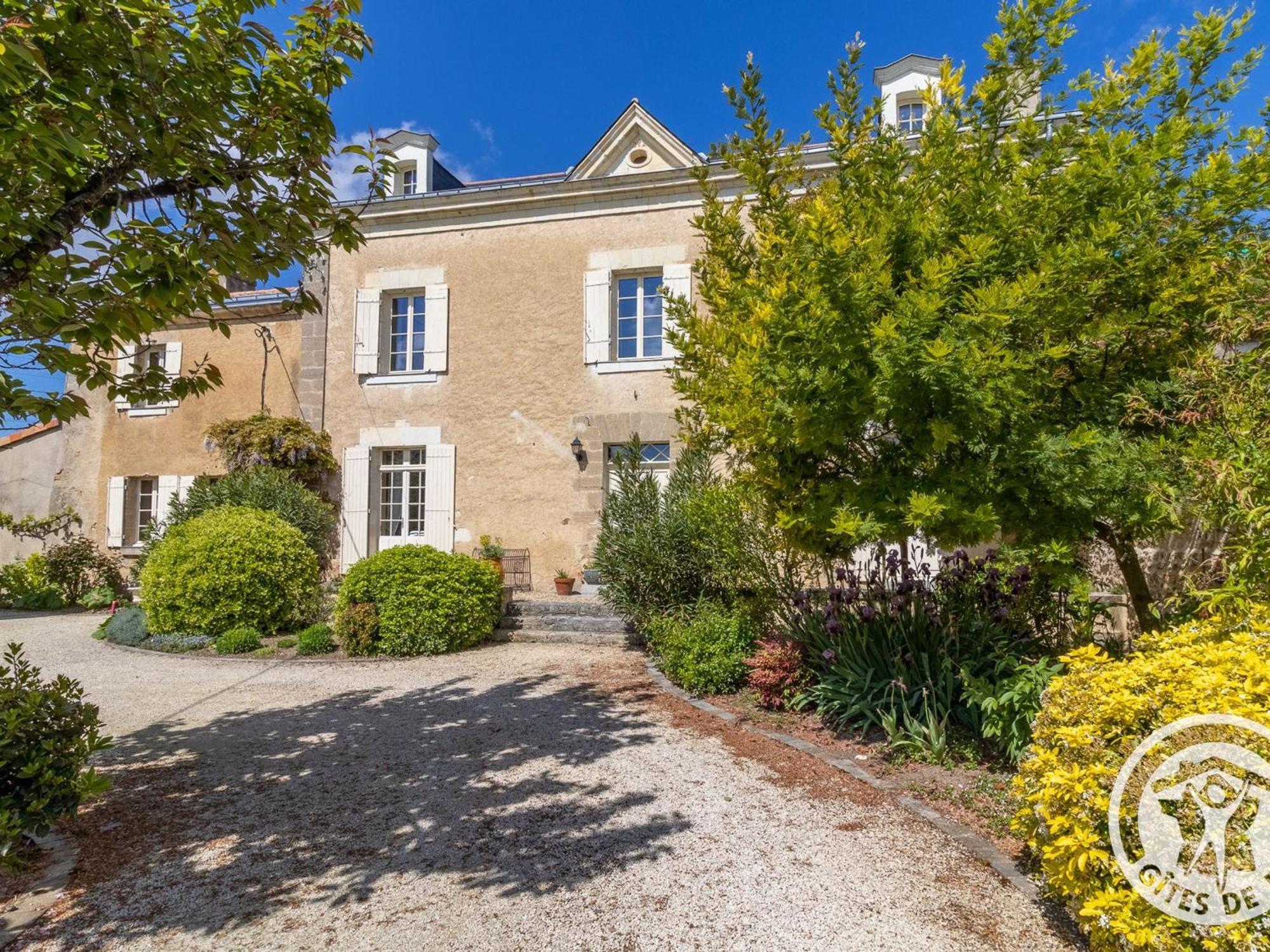 Sejour De Charme Avec Piscine A Saint-Georges-Sur-Layon, Proche De Saumur Et Des Chateaux De La Loire - Fr-1-622-81 Bed and Breakfast Doue-en-Anjou Eksteriør billede